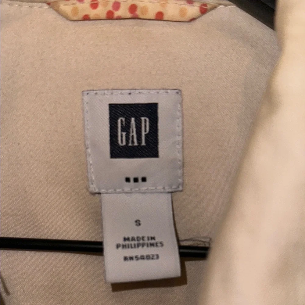 GAP Vintage Cream Tailored Trench Coat with Belted Waist - Picture 3 of 6